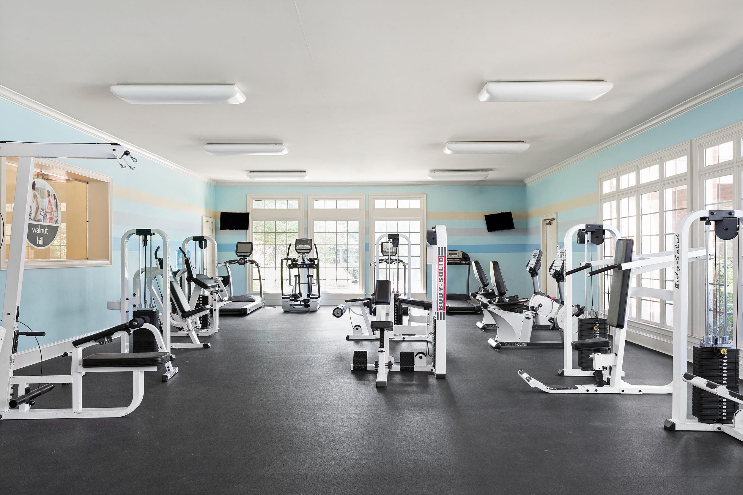 Walnut Hill Apartment Homes, 8920 Walnut Grove Road, Cordova, TN RentCafe